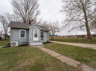425 N Center St, Hartford, MI 49057