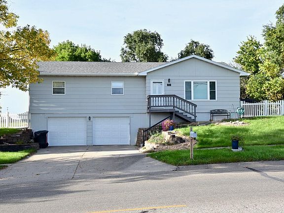 2nd image of 723 N Harrison Ave