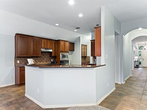 2nd image of 11269 Mansfield Dr