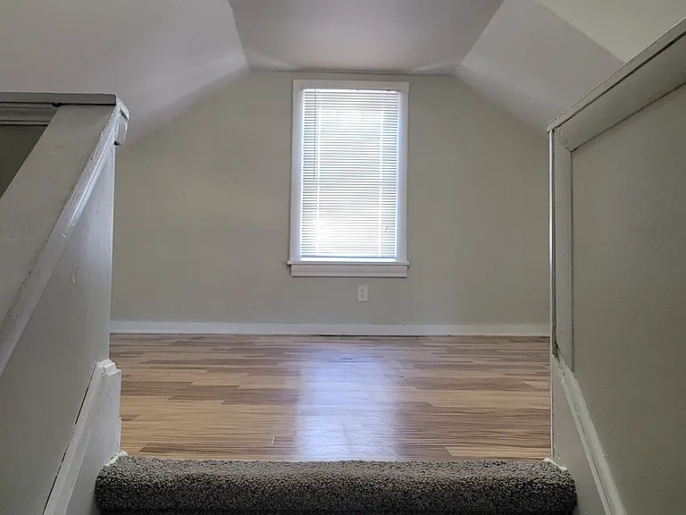 125 E 25th Ave — Photo 15