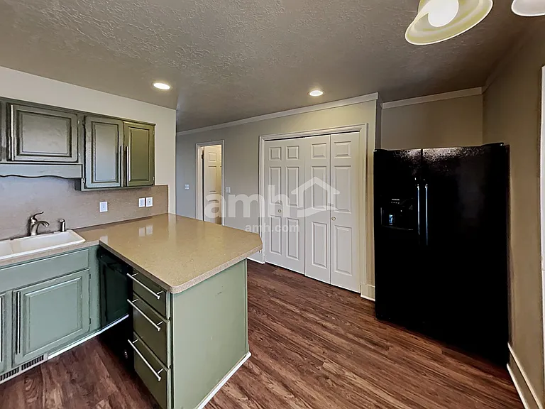 2792 Brady Way — Photo 4