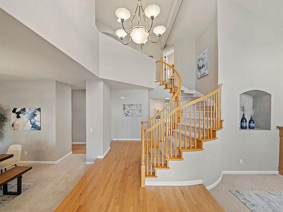 4th image of 4706 Devonshire Place