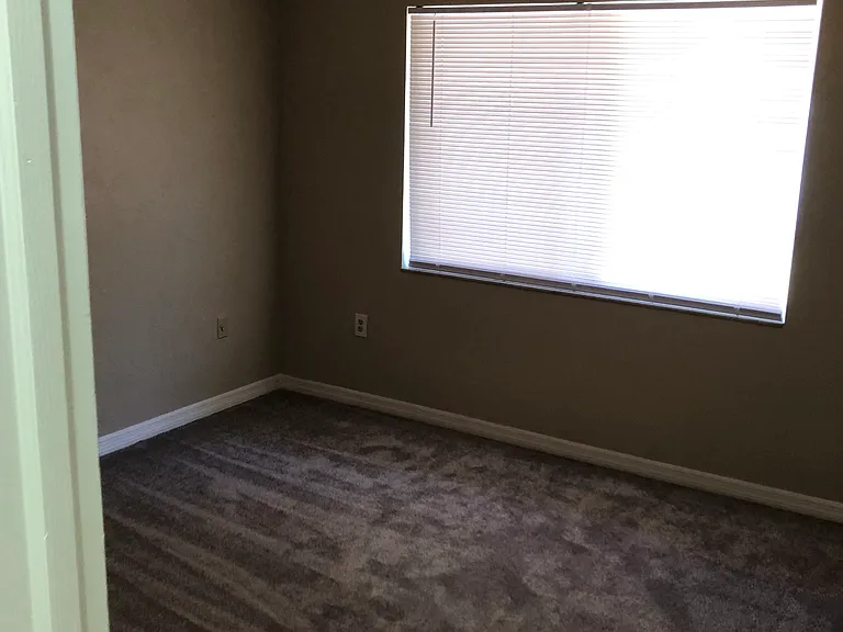 929 Hartford Dr — Photo 11