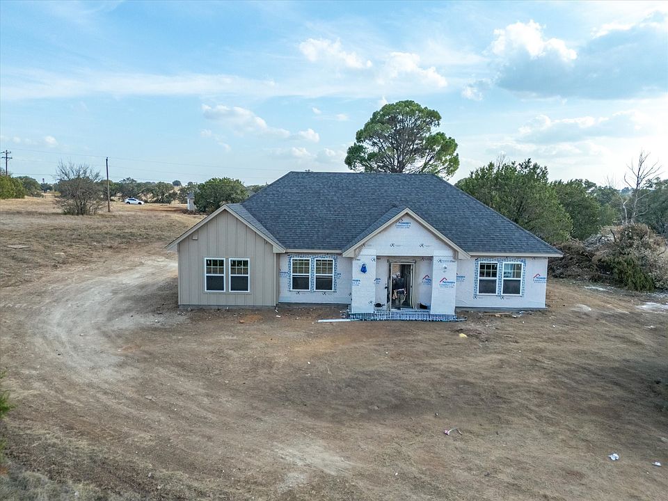 1st image of 367 Lake Country