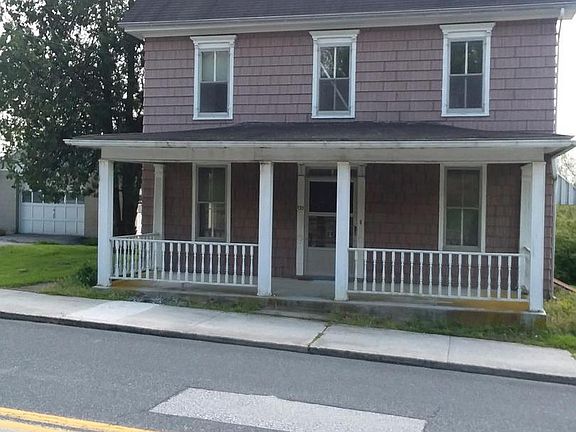 3rd image of 135 Park St