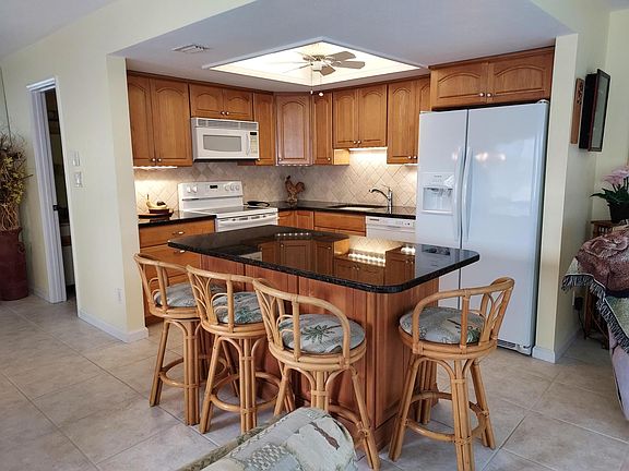 2nd image of 4949 N Highway A1a #41
