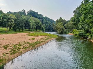 7902 Topsy Rd, Waynesboro, TN 38485