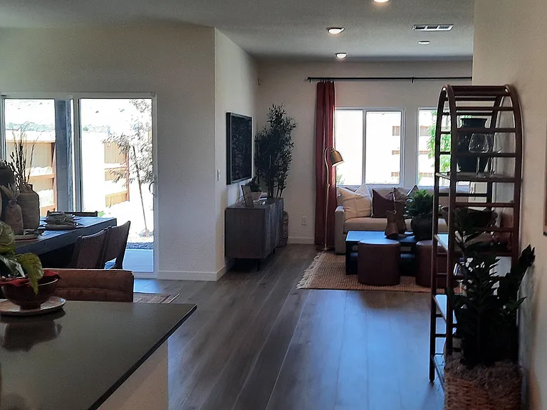 210 Chandler Rd — Photo 5