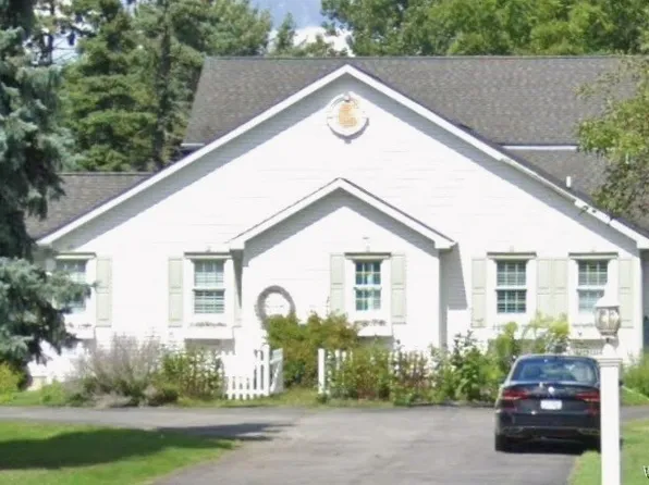 6164 Sheridan Dr, Williamsville, NY 14221