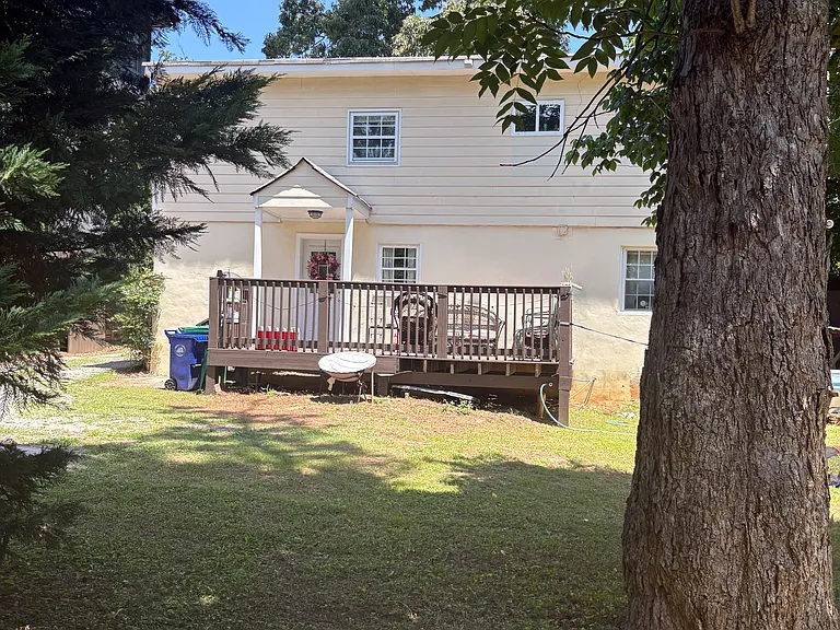 1439 Windsor Pkwy NE — Photo 39