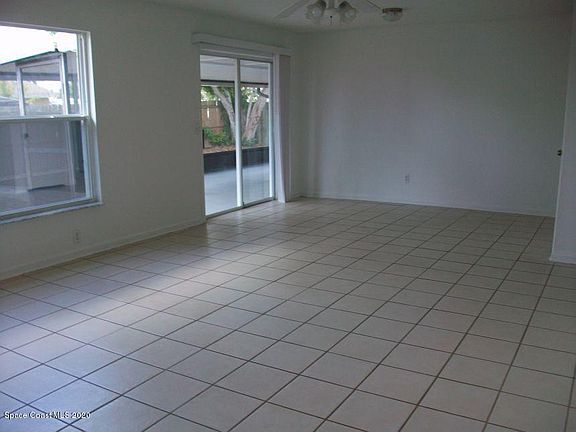 2nd image of 395 Caracas Dr
