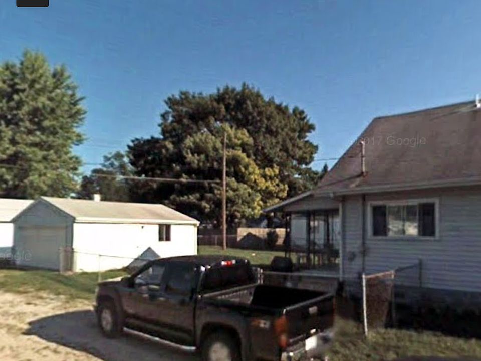 2nd image of 1600 S Luick Ave