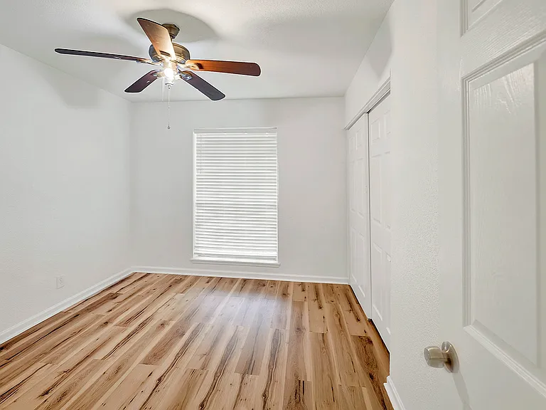 343 Blaze Ave — Photo 15