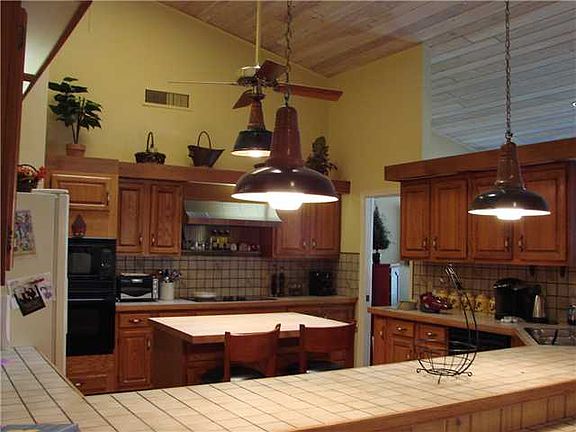 Home For Sale In Heritage Oaks