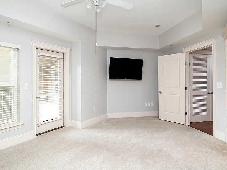 222 Glenwood Ave #304-1 — Photo 18