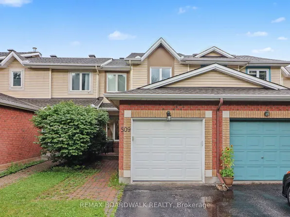 509 Lawler Cres, Ottawa, ON K4A 3Y5