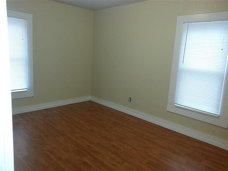 2nd image of 1818 Korando Ave