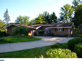 2509 Riverton Rd, Cinnaminson, NJ 08077