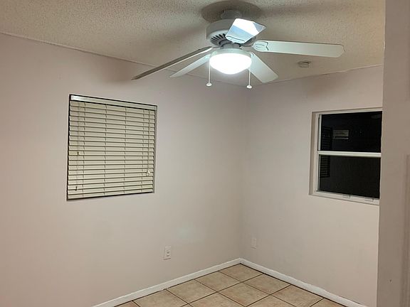 5th image of 211 E Floyd Ave