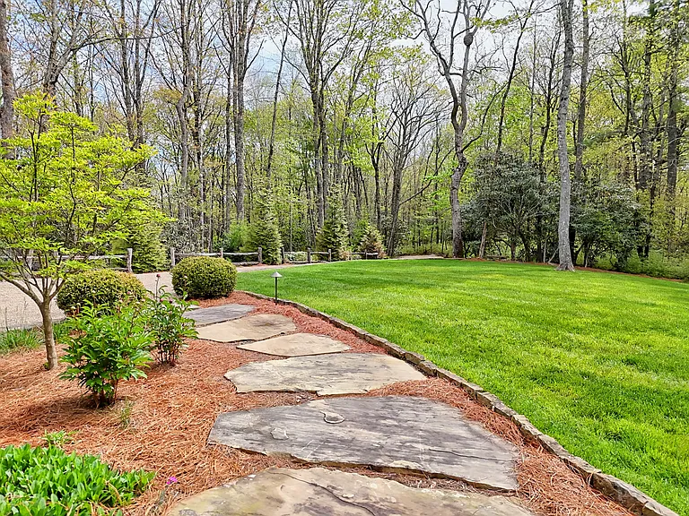 545 Cross Creek Trl — Photo 77