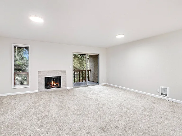 North Forest Apartments — Photo 11