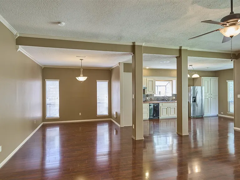 80 Rolling Hills Dr — Photo 15