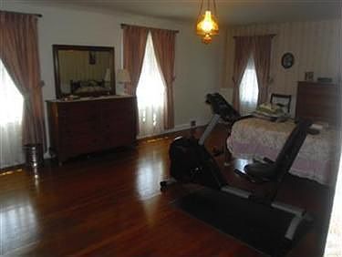 2nd image of 232 Maywood Dr