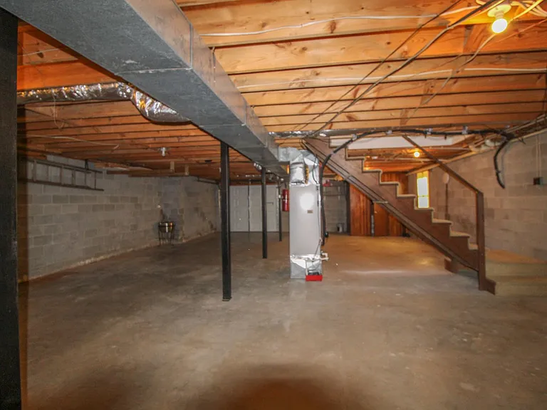 530 Rose St — Photo 27