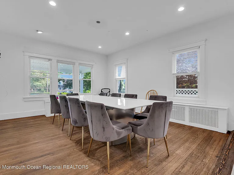 309 Cedar Ave — Photo 12