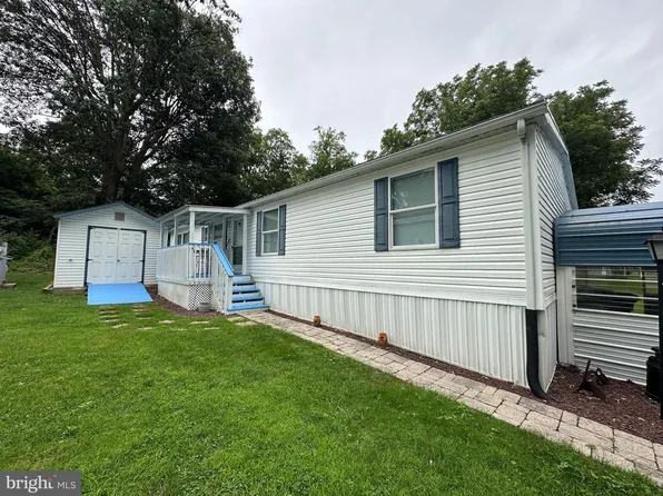 151 Gardner Dr, Shippensburg, PA 17257