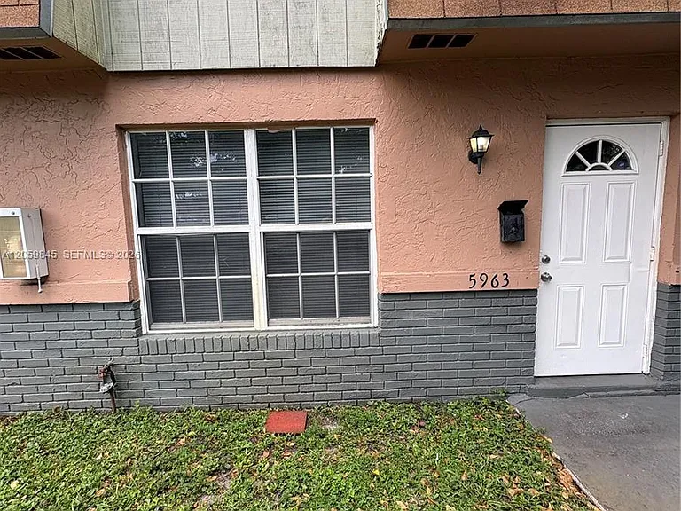 5963 NW 23rd St — Photo 1