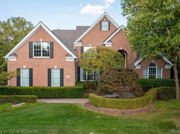 15892 Crystal Downs E, Northville, MI 48168