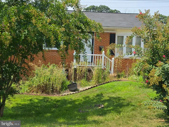 14502 Aurora Dr, Woodbridge, VA 22193