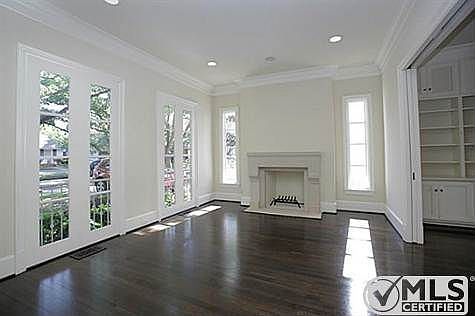 3rd image of 4525 Livingston Ave