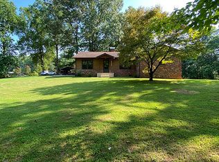 60 Thermal Hill Ln, Tryon, NC 28782