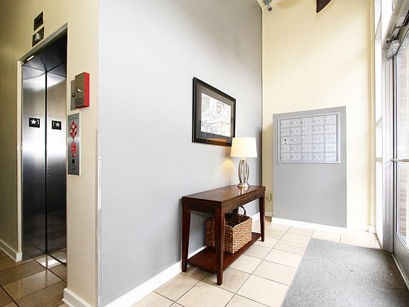 3rd image of 440 Walnut St Unit 203