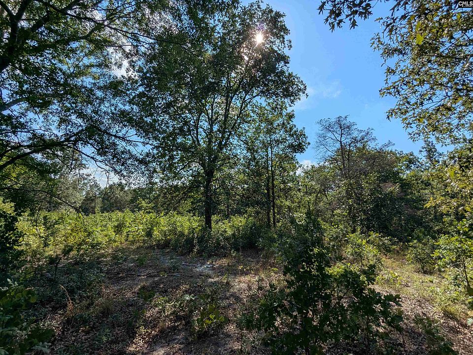 1st image of Hound Hollow Rd