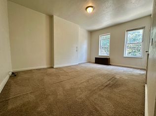 77 Bates St #1, Pittsburgh, PA 15213