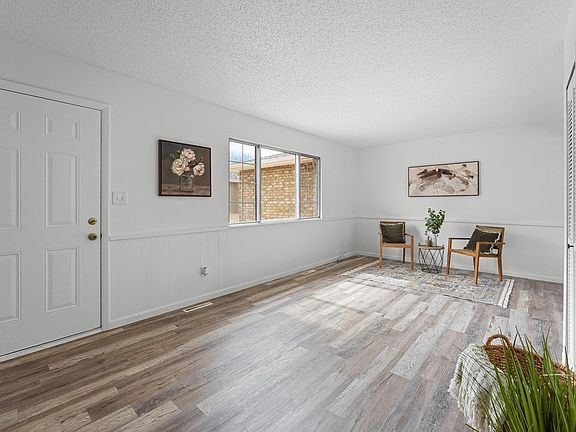 5th image of 716 27th Ave
