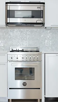 Rented by UES Management | media 47