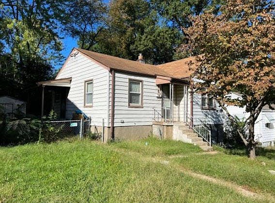 2nd image of 6 Lamar Dr