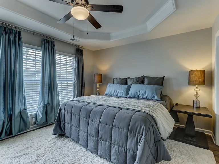 905 Lyndley Dr — Photo 19