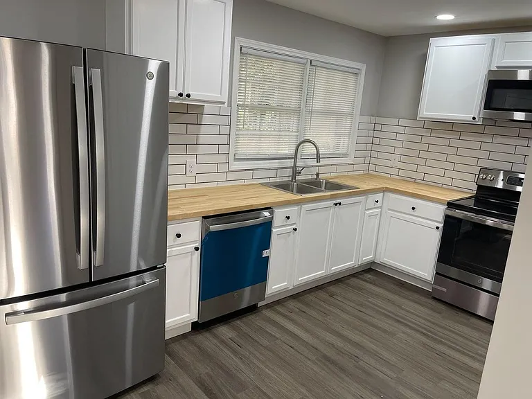 312 Hornet Dr — Photo 8
