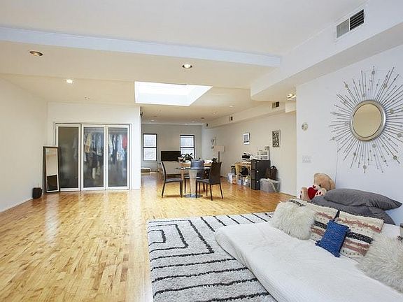 3rd image of 43 Mercer St Fl 3
