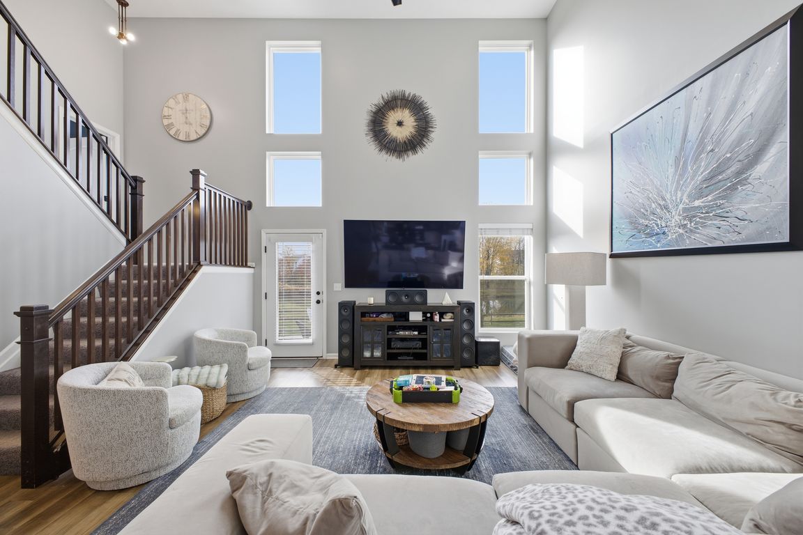 next background image