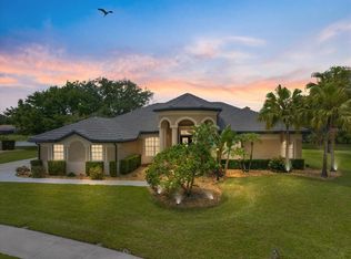 8312 Misty Lake Cir, Sarasota, FL 34241