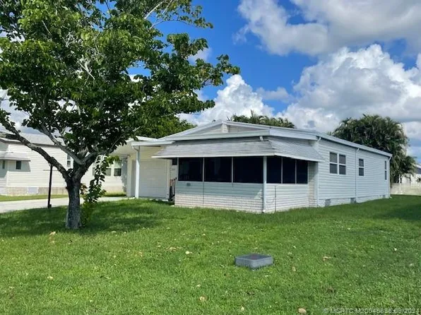 2807 SW Olds Pl, Stuart, FL 34997