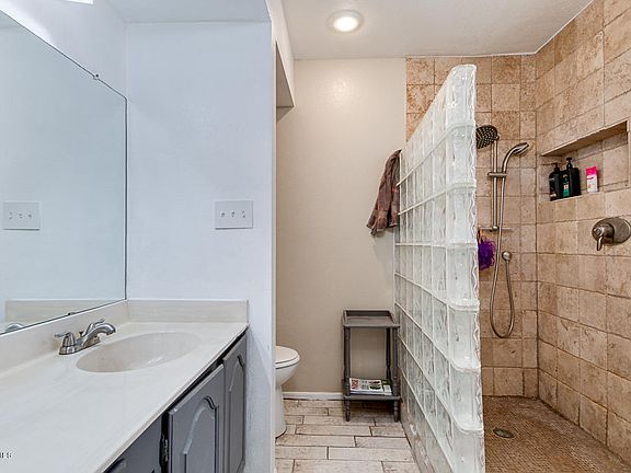 5th image of 5602 W Lupine Ave