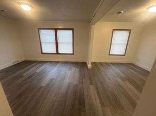 423 Spring Ave APT 2, Ellwood City, PA 16117