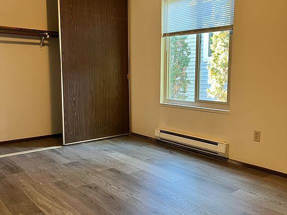 4th image of 1728 NE 145th St #303